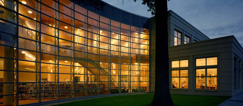 Greenwich Library Major Community Library